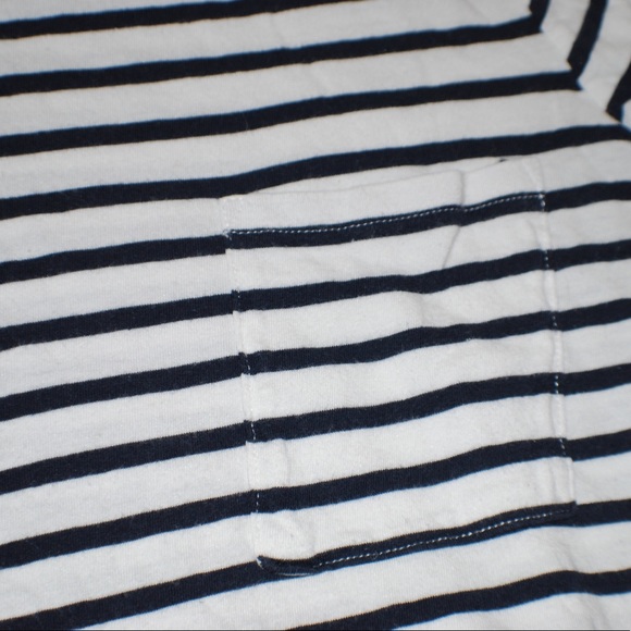 slightly cropped striped top - Picture 6 of 6